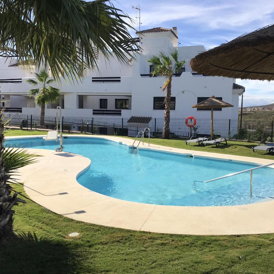 Spacious Apartment With Views In Malaga 77 M² Shared Pool San Luis de Sabinillas Εξωτερικό φωτογραφία