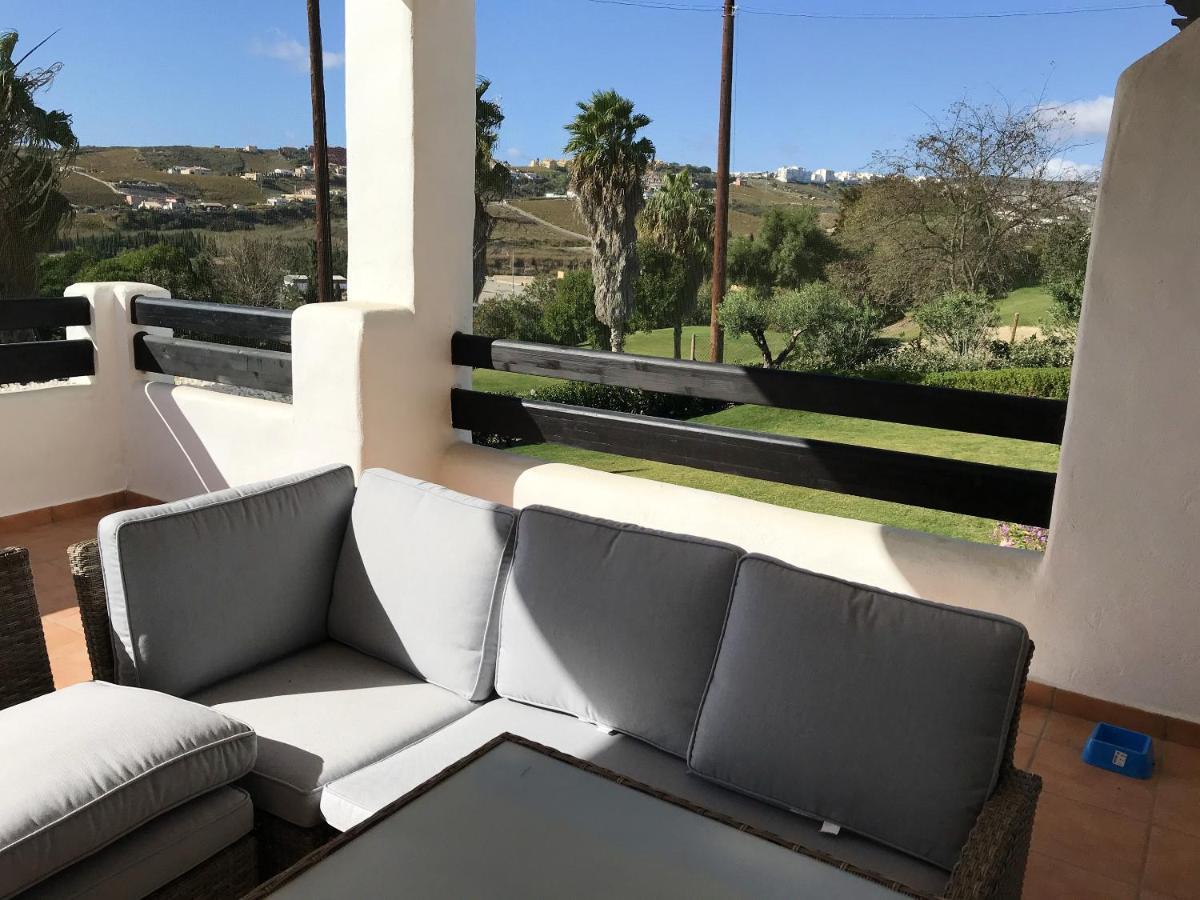 Spacious Apartment With Views In Malaga 77 M² Shared Pool San Luis de Sabinillas Εξωτερικό φωτογραφία